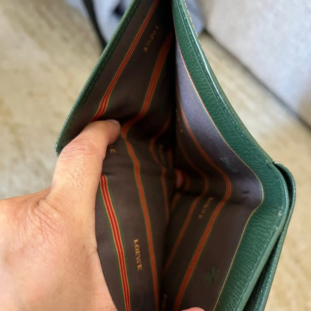 Loewe Green and Blue Women's Bag
PRICED TO SELL❤️🎉🥂😝🐣 - Picture 6 of 11